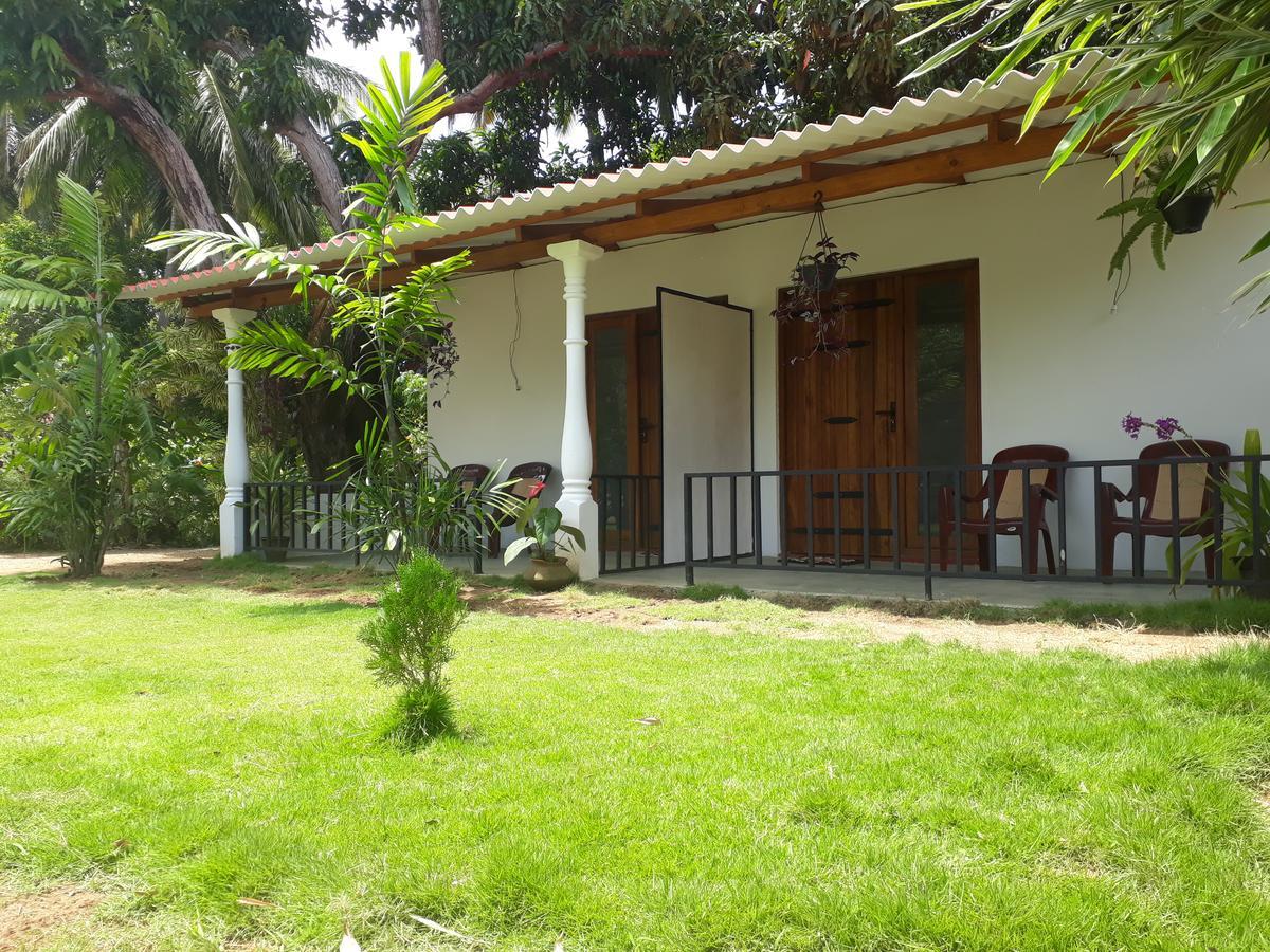Akila Holiday Resort Хабарана Екстер'єр фото