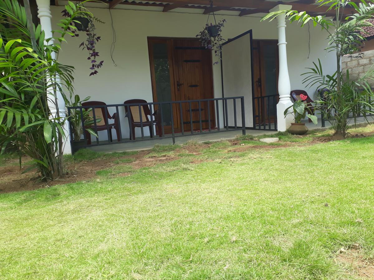 Akila Holiday Resort Хабарана Екстер'єр фото